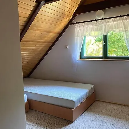 Apartman Kardos Pince és Apartman *